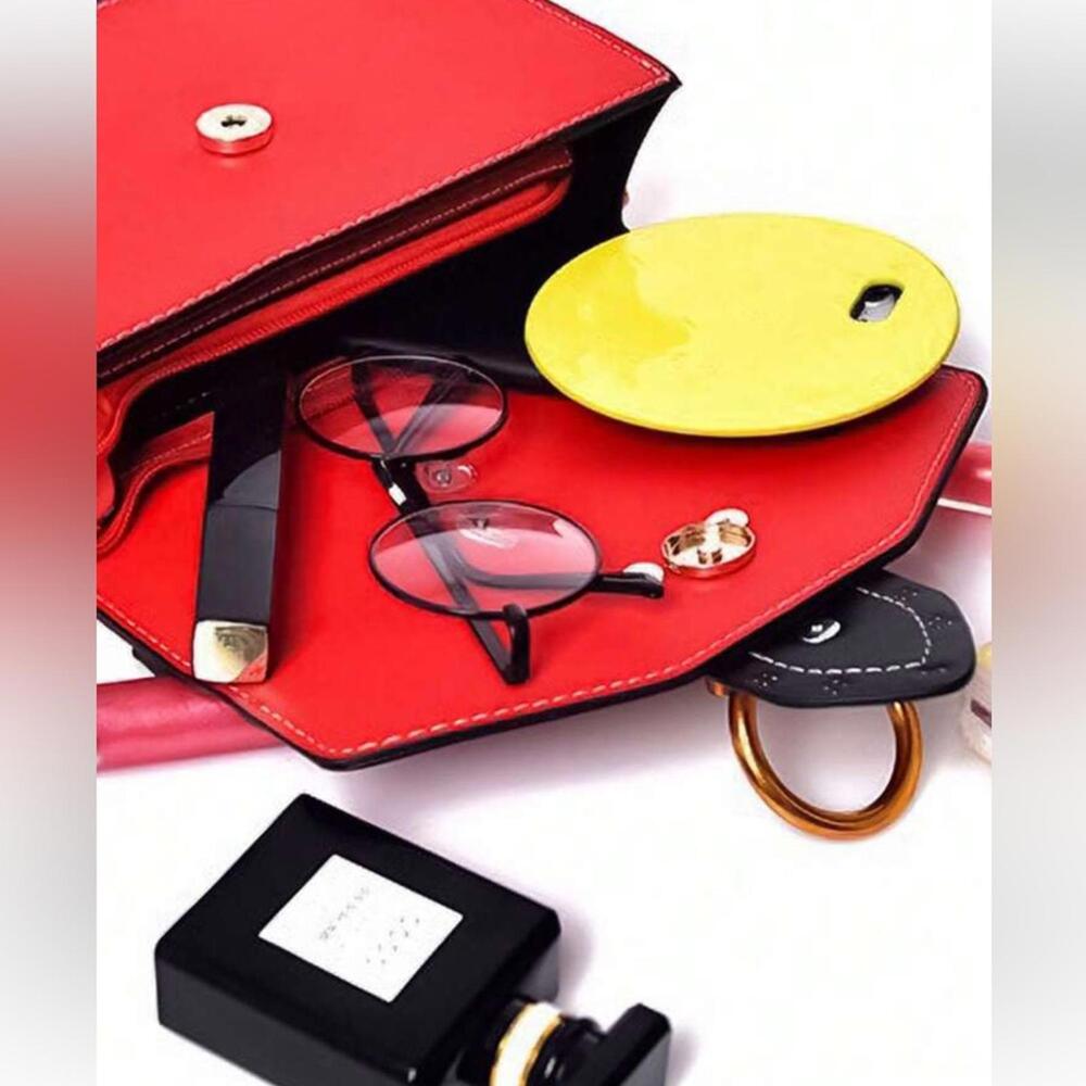 Stylish Red and Black Handbag with Gold Accents - Picture 6 of 6